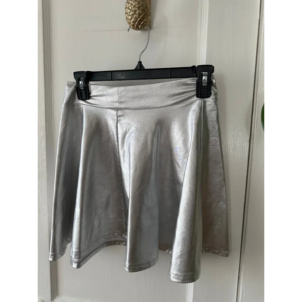 Adult women’s size medium Silver skirt